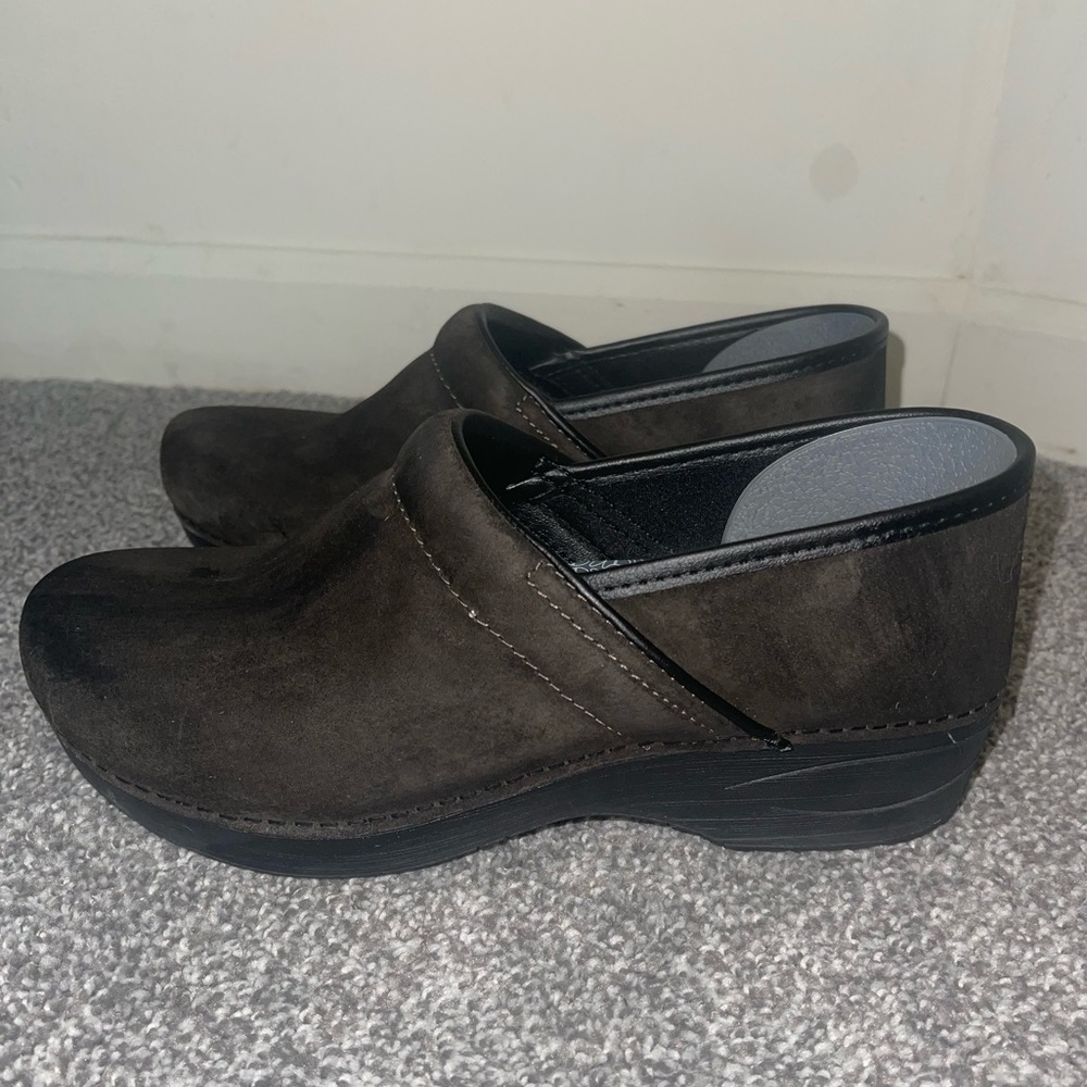 Dansko XP 2.0 Clogs, Size 40(9.5), Brown